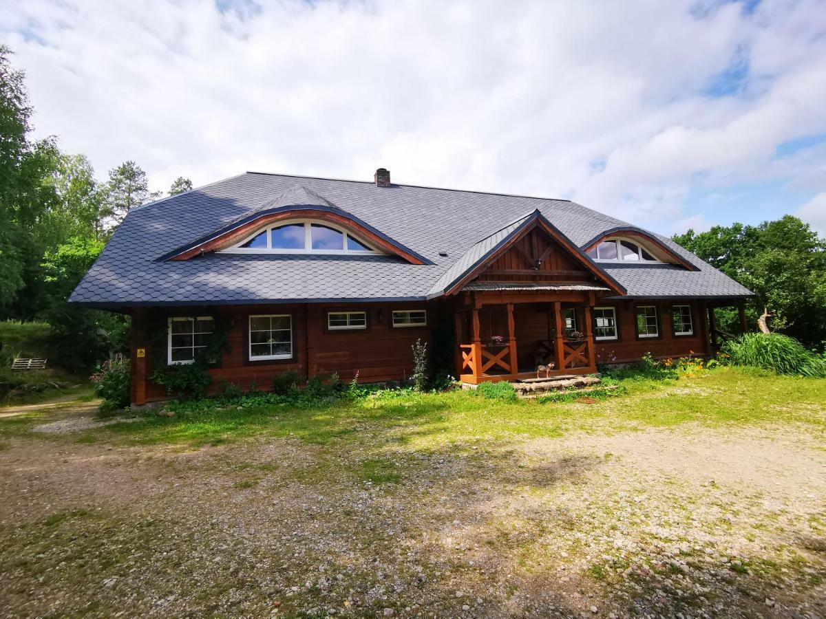 Vabalyne Guest House Vilkiskes Exterior photo
